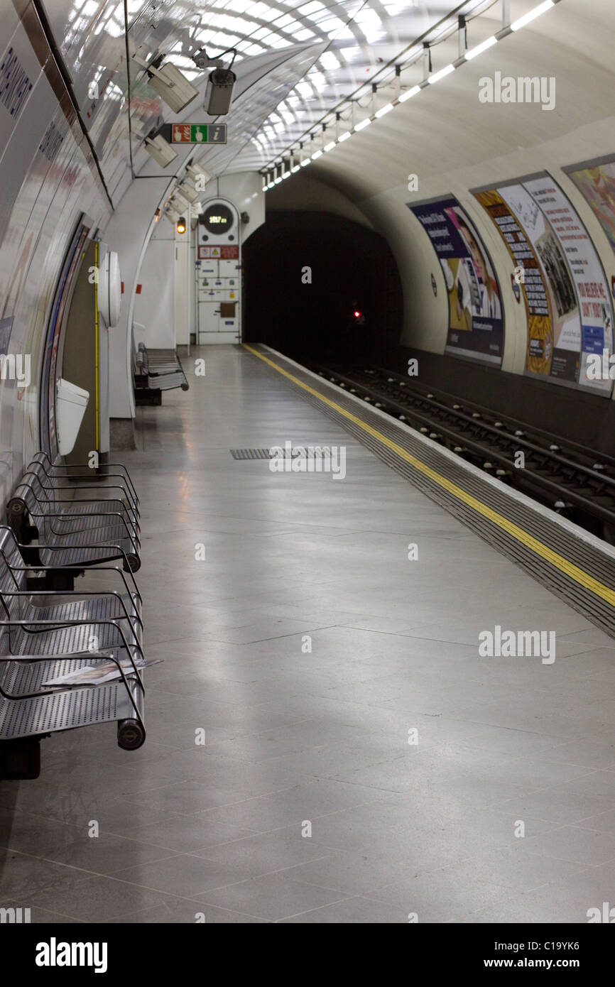 The Tunnel in the Underground Station the city of London England UK Stock Photo