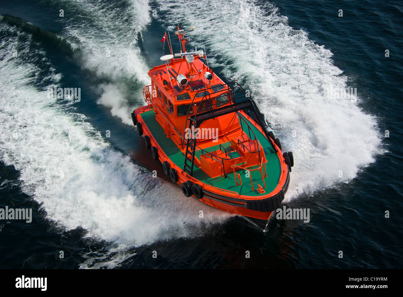 Pilot vessel hires stock photography and images Alamy