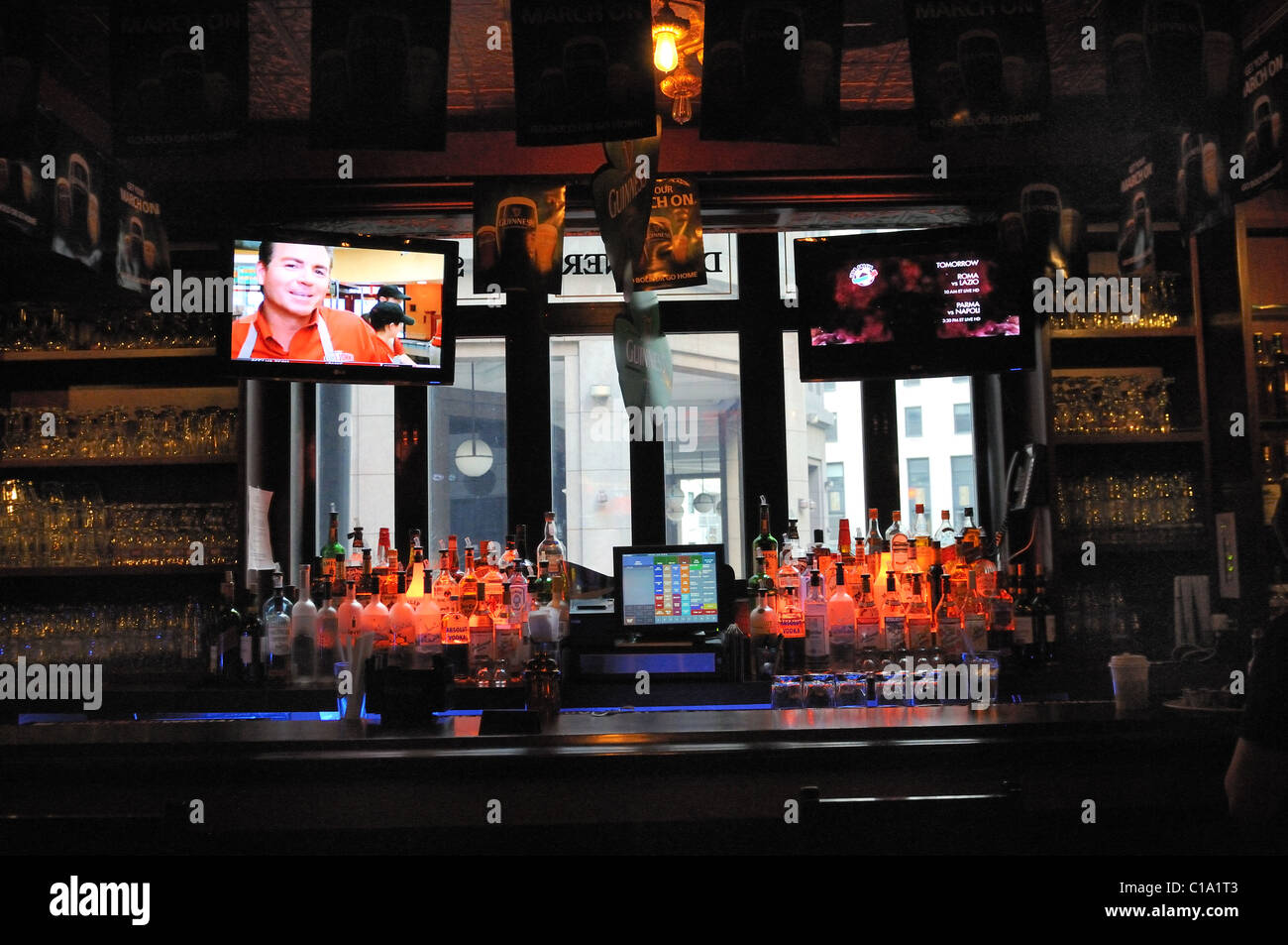 The dubliner pub hires stock photography and images Alamy