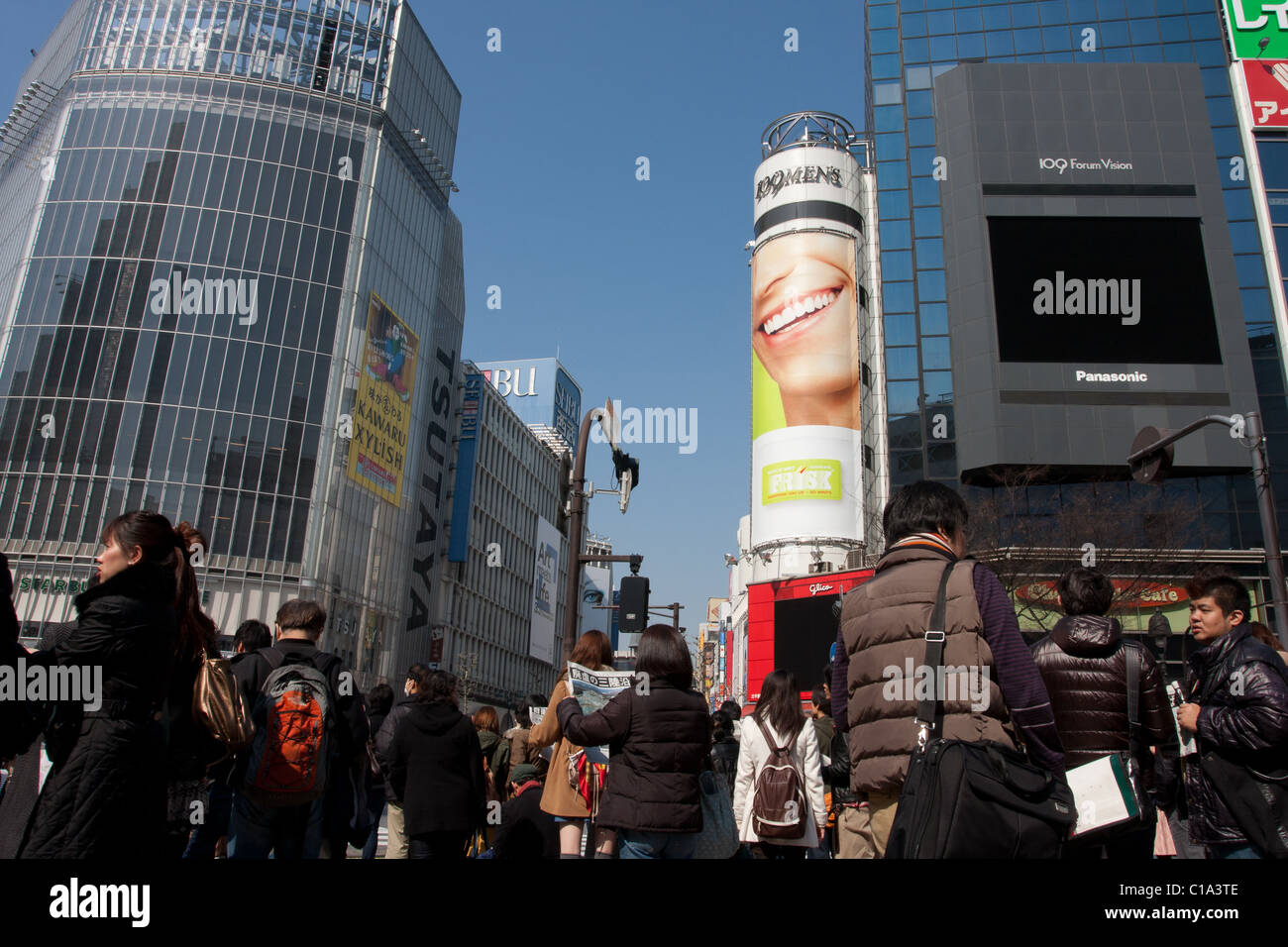 Video screens at Shibuya Crossing are turned off to save electricity due to shortages caused by the March 11th 2011 earthquake. Tokyo, Japan Stock Photo
