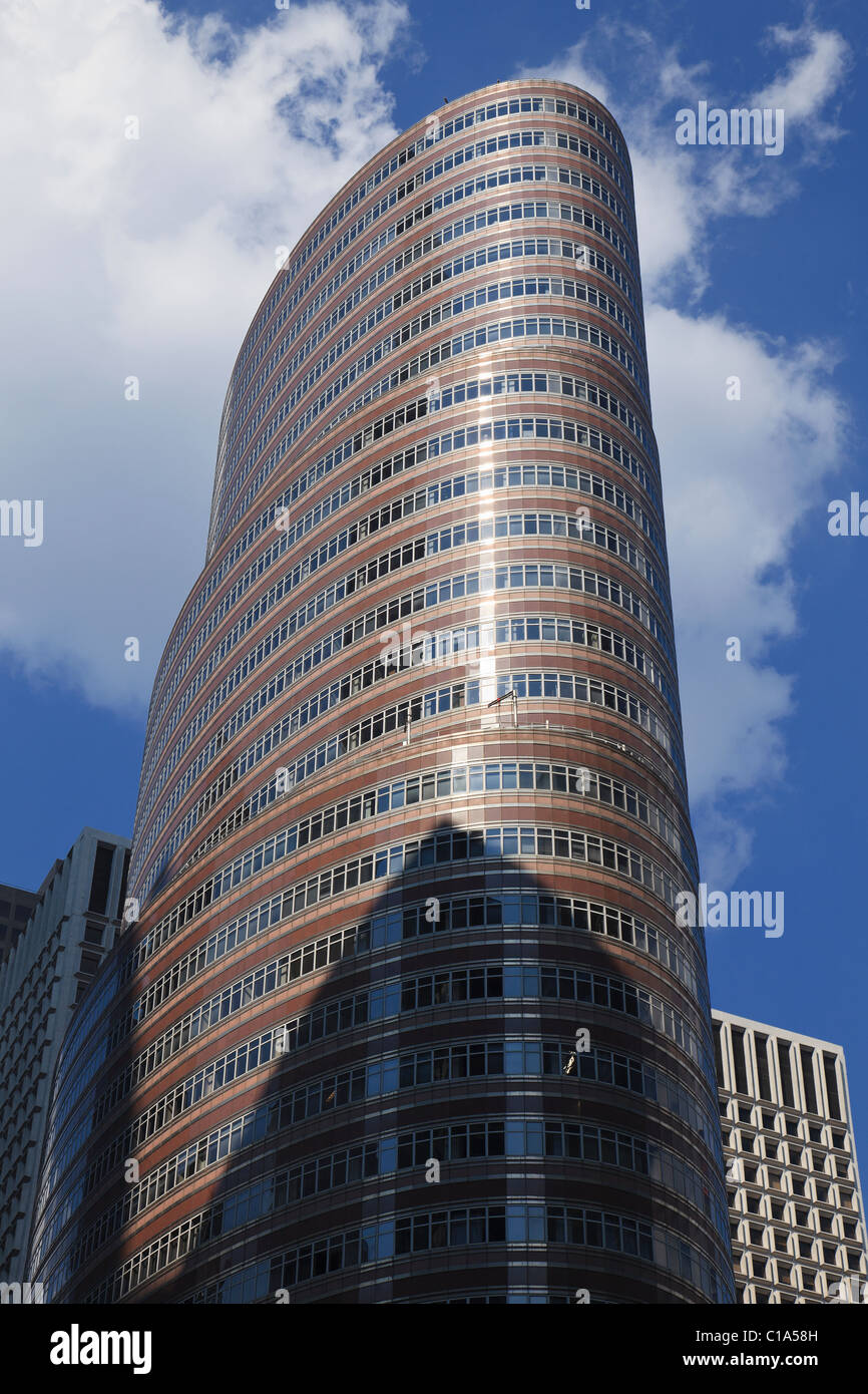 The Lipstick Building,aka 53rd at Third,made famous as office space of ponzi scheme criminal Robert Madoff. Stock Photo