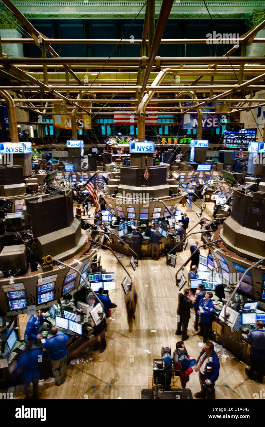 Stock exchange floor hires stock photography and images Alamy
