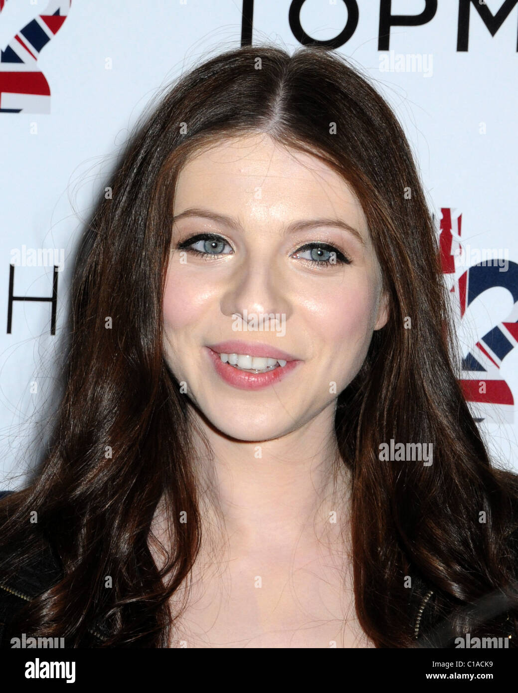 michelle-trachtenberg-the-topshop-new-york-flagship-grand-opening