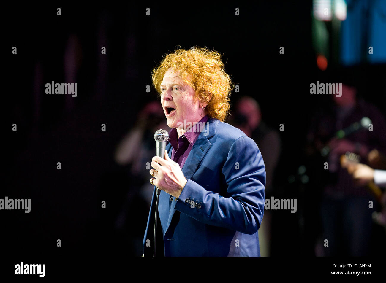 Mick Hucknall of Simply Red performing live at the O2 Arena London ...
