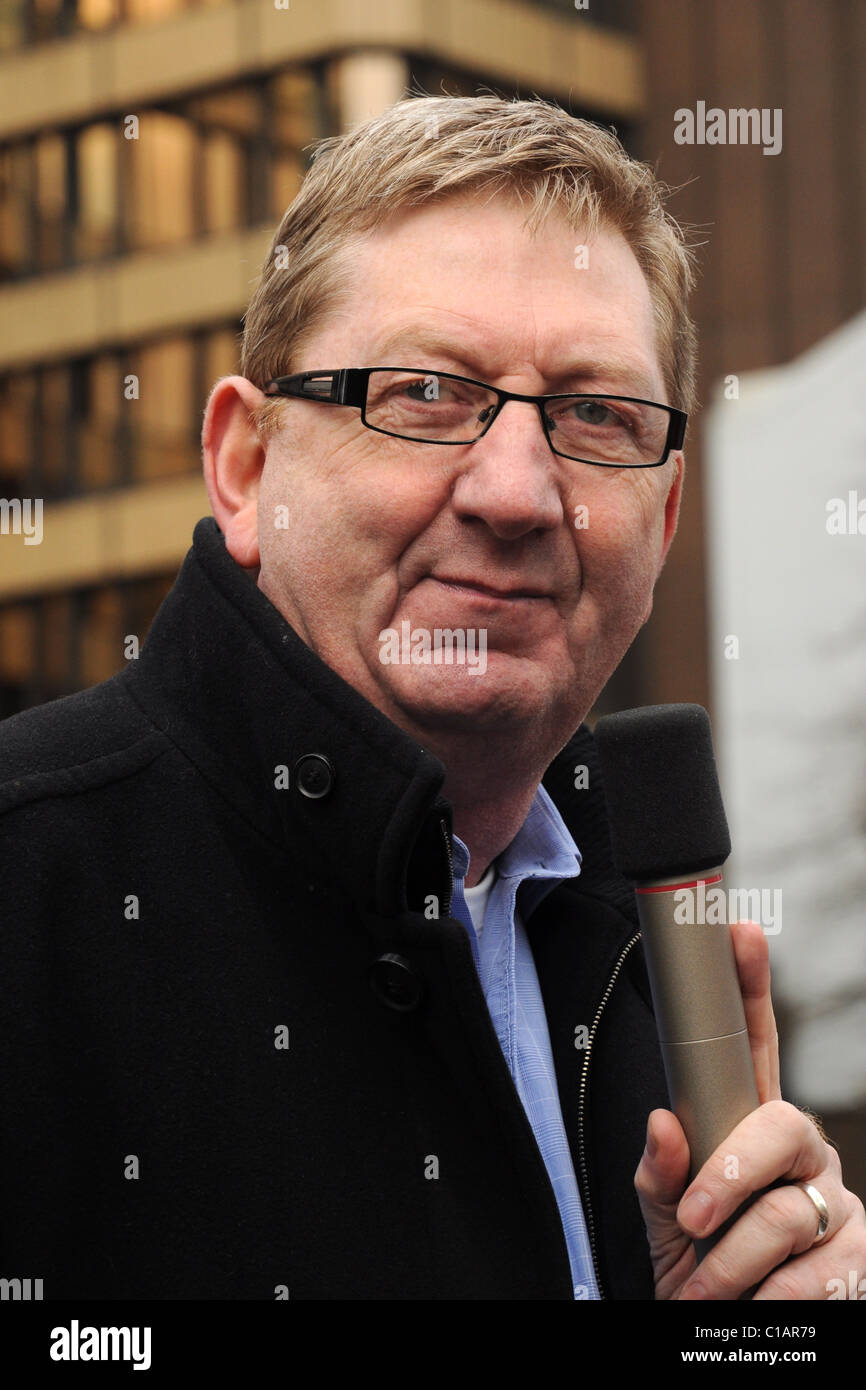Unite Union Leader Len McCluskey at the 'Rage Against the Lib Dems' protest, Sheffield City Hall, Saturday 12th March, 2011 Stock Photo