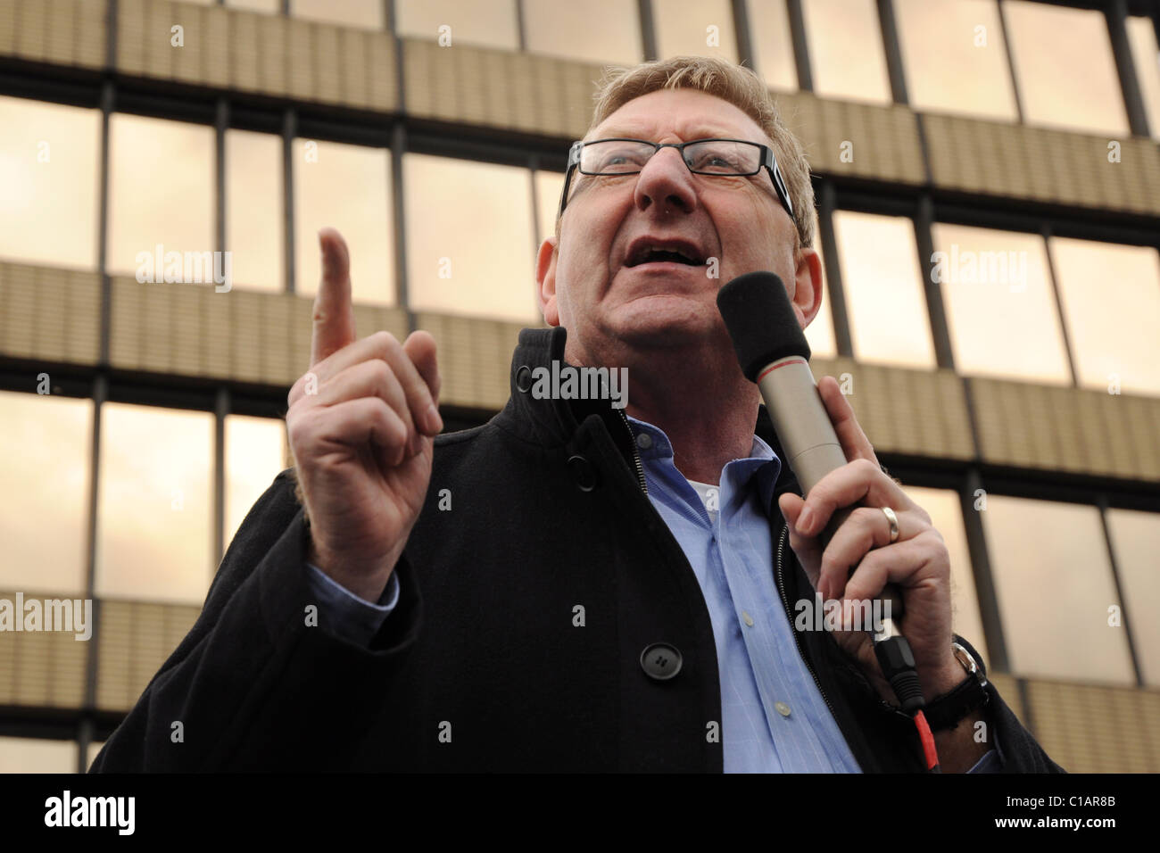 Unite union leader Len McCluskey speaking at the 'Rage against the Lib Dem protest, Sheffield City Hall, Saturday 12th Mar 2011 Stock Photo