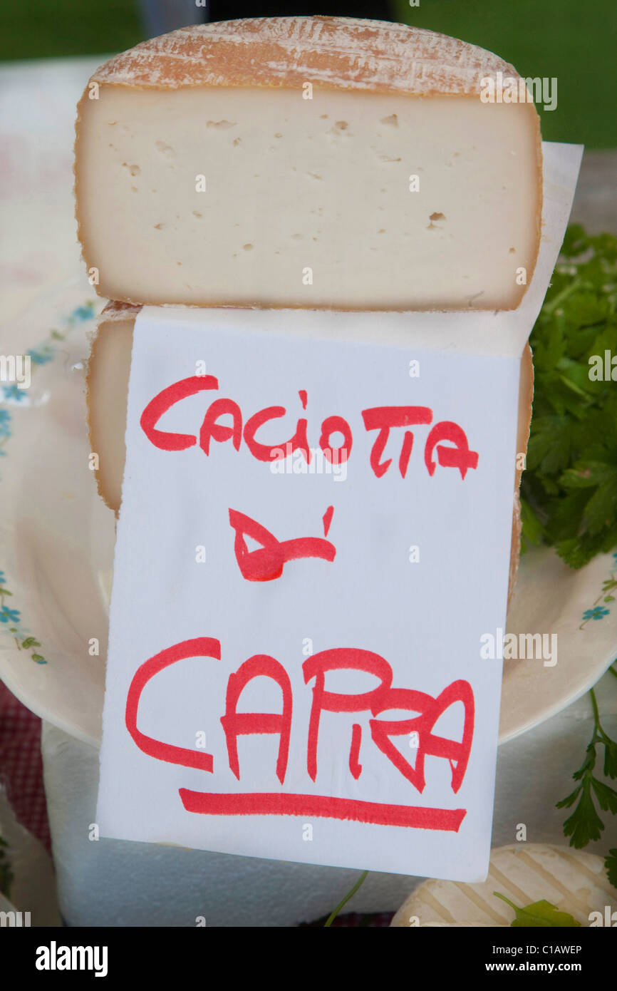 Moncalvo National Truffle Fair, a kind of cheese named "caciotta di