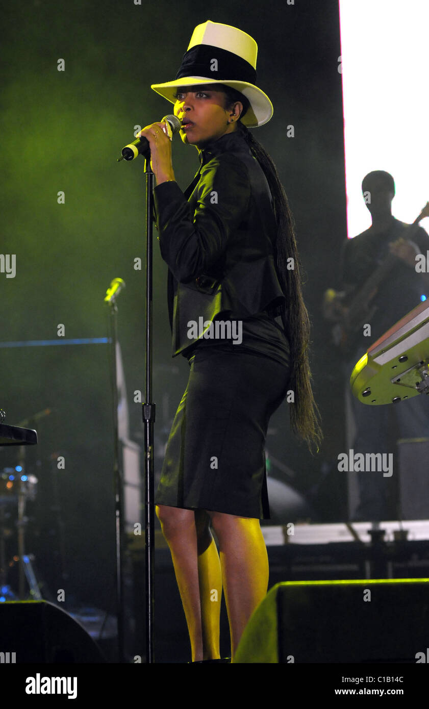 Erykah Badu The 4th annual 'Jazz In The Garden' concert held at the Dolphin Stadium Miami