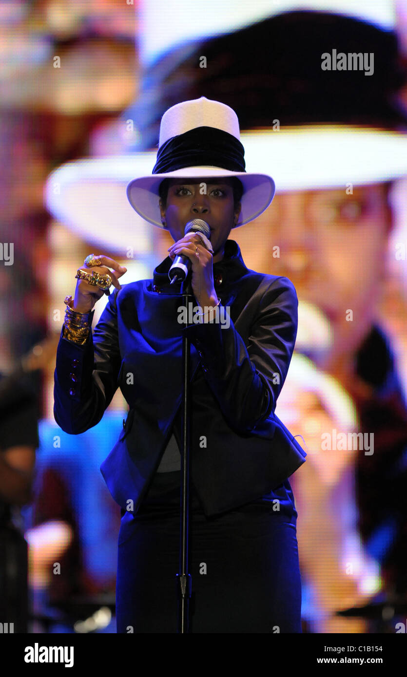Erykah Badu The 4th annual 'Jazz In The Garden' concert held at the Dolphin Stadium Miami