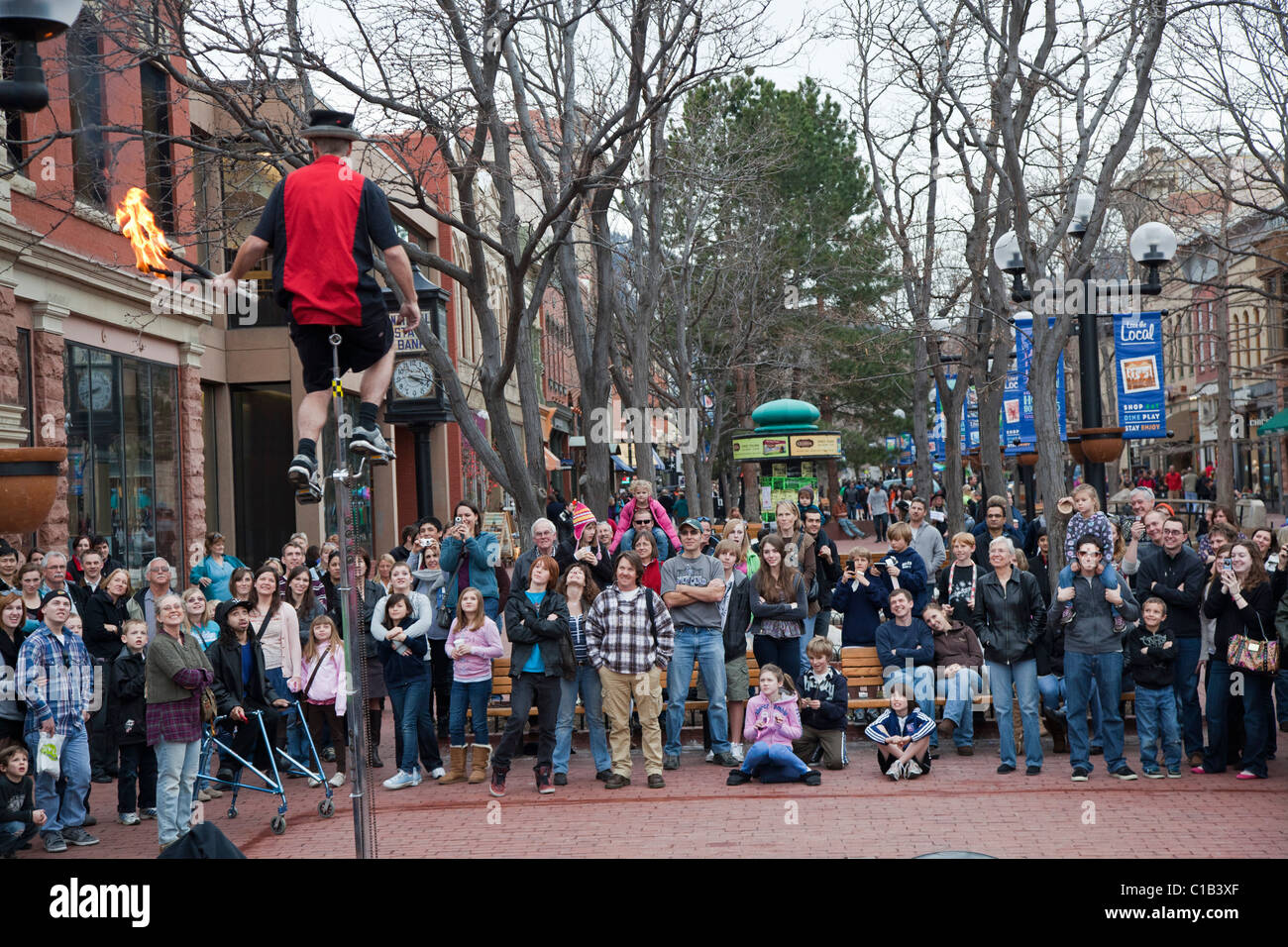 Boulder, Colorado - A street performer on the Pearl Street Mall, a popular four-block pedestrian mall in downtown Boulder. Stock Photo