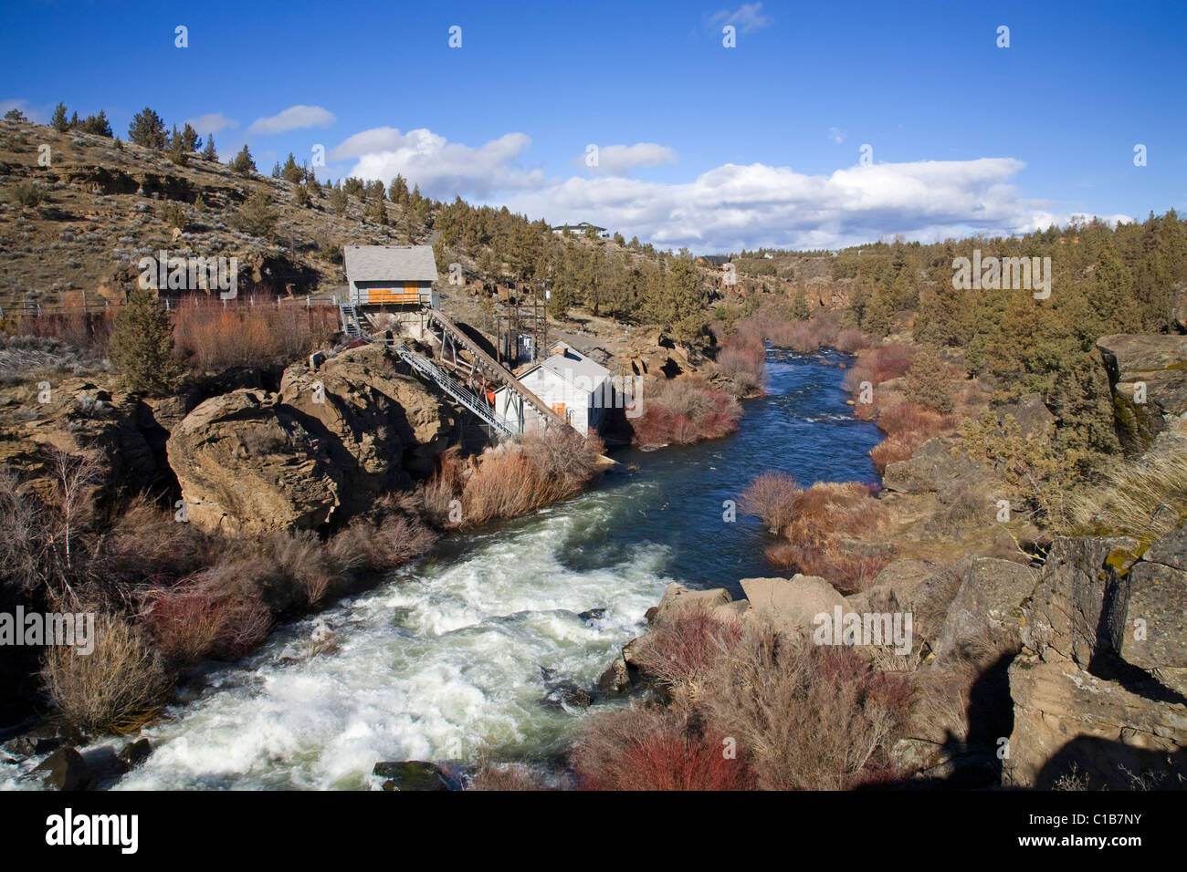 An old power station on the Deschutes River near Clines Falls, Oregon Stock Photo