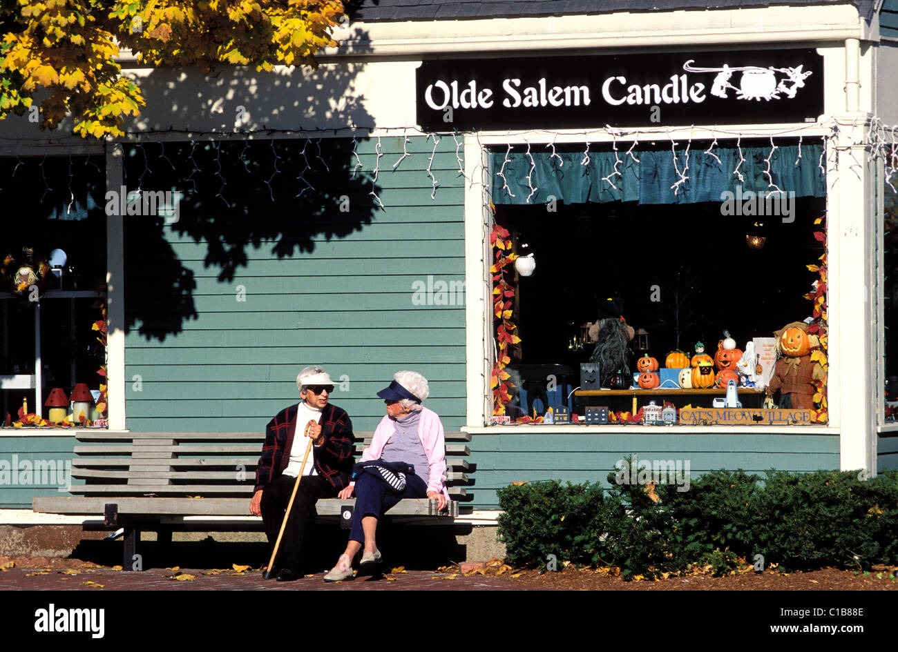 Salem street hi-res stock photography and images - Alamy