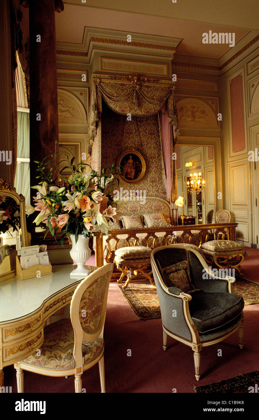 Hotel Ritz Place Vendome Ferrari Paris France Stock Photo - Alamy