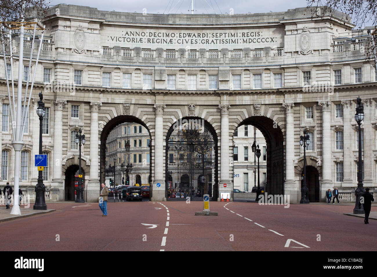 Admiralty Arch and The Mall London England Stock Photo