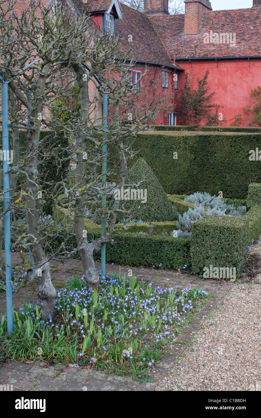 The Knot Garden at Wyken Hall, Suffolk, UK Stock Photo Alamy