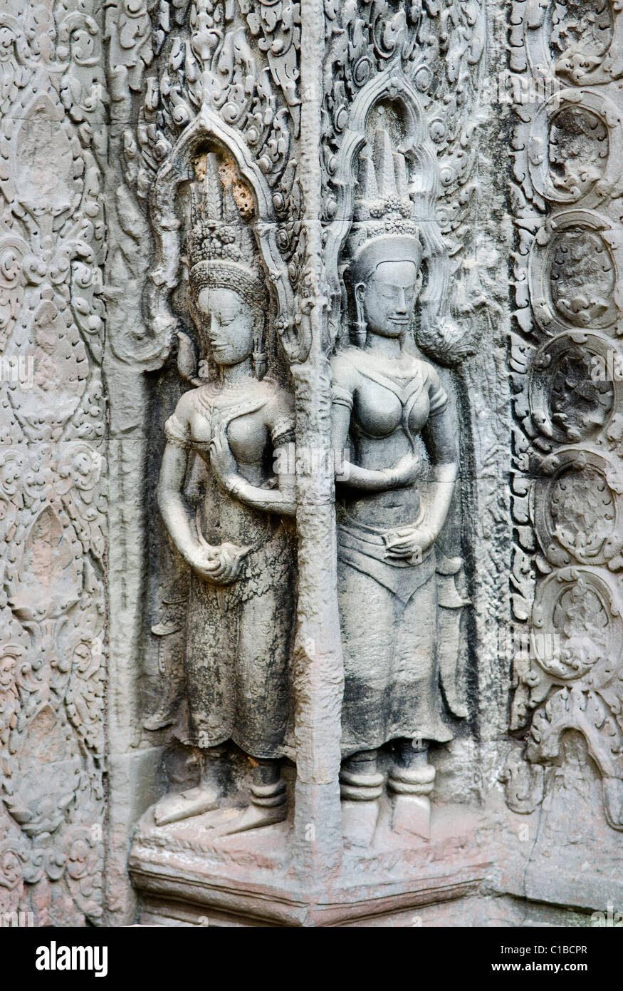 cambodia ancient khmer stone carvings angkor wat temples cambodia asia
