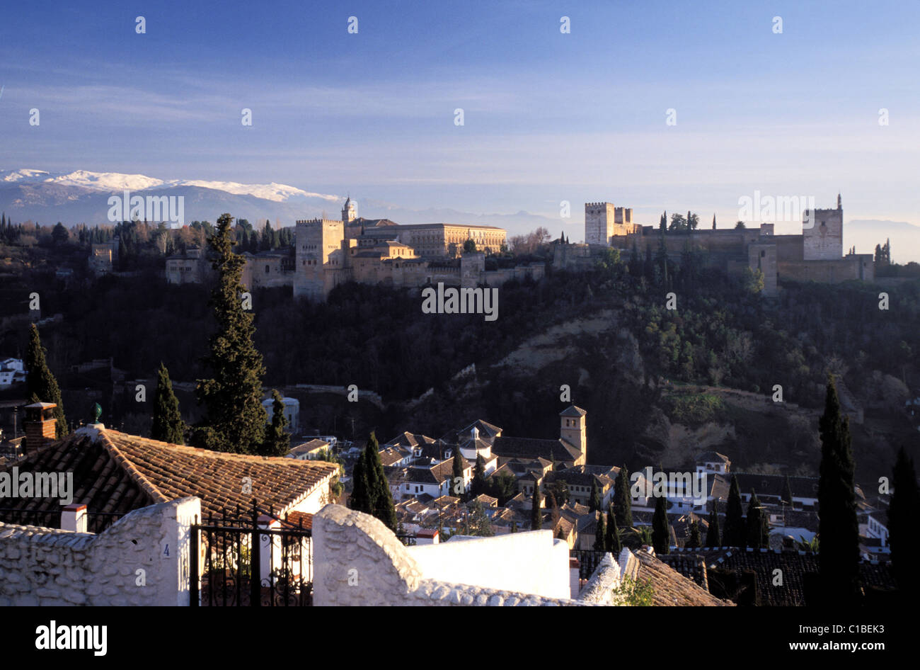 Spain, Andalusia, Granada, district of Albayzin, Alhambra view from San Nicolas’s mirador Stock Photo