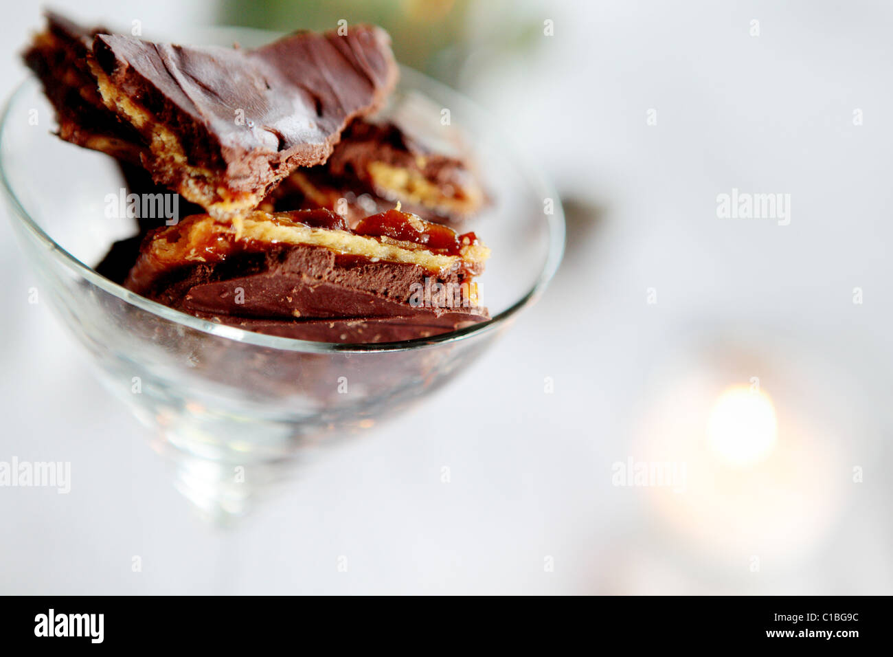 CHOCOLATE TOFFEE CARAMEL SNACK BAR GLASS Stock Photo