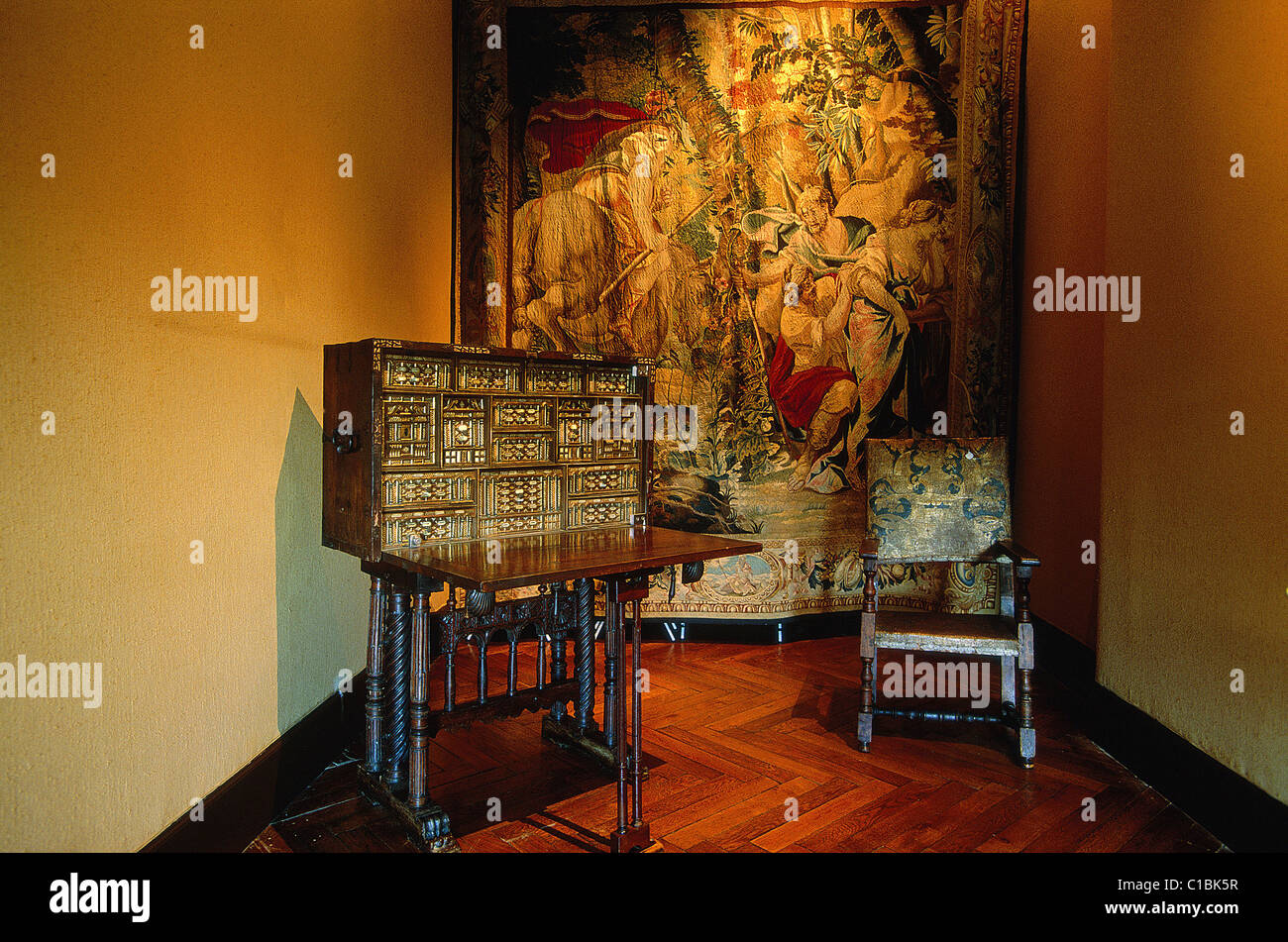 France, Indre et Loire, a room of Azay Le Rideau castle furnished with medieval furniture Stock Photo