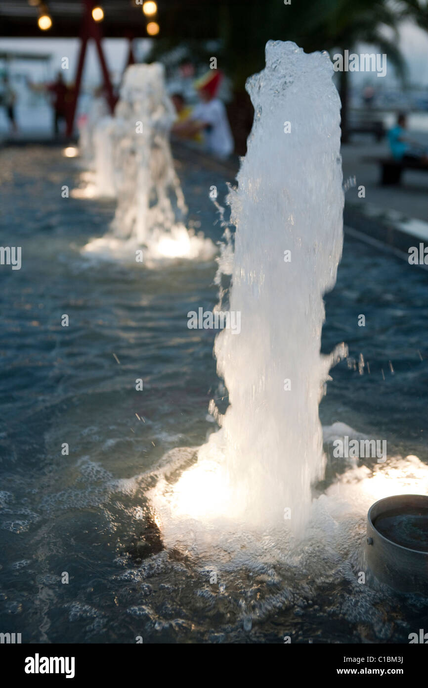 "jet of water" in fountain Stock Photo Alamy