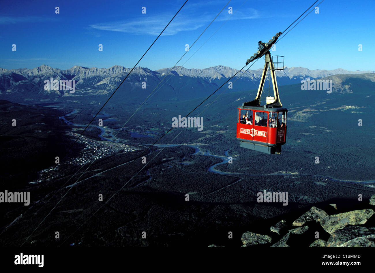 Canada, Alberta, the Rockies, Jasper National Park, cablecar leading