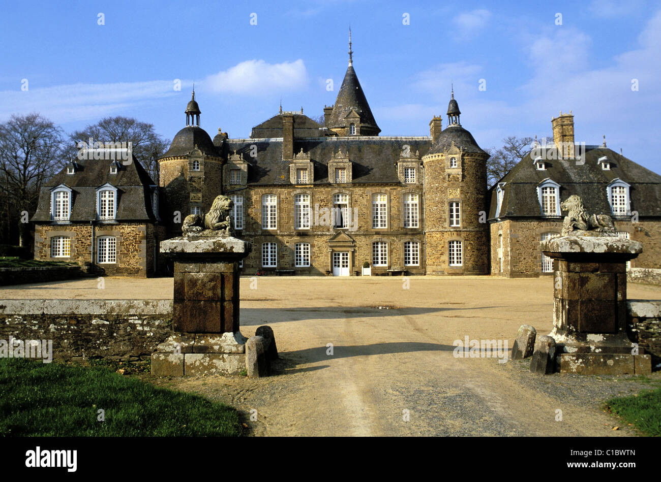 France, Ille et Vilaine, Pleugueneuc, the zoo castle of La Bourbansais Stock Photo Alamy France, Ille et Vilaine, Pleugueneuc, the zoo castle of La Bourbansais Stock Photo Alamy