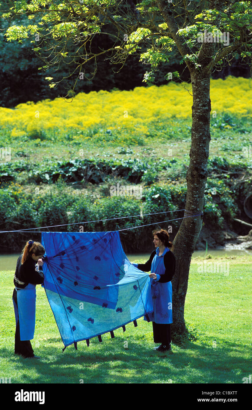 France Gers Lectoure Workshop Bleu Pastel Stock Photo Alamy France Gers Lectoure Workshop Bleu Pastel Stock Photo Alamy