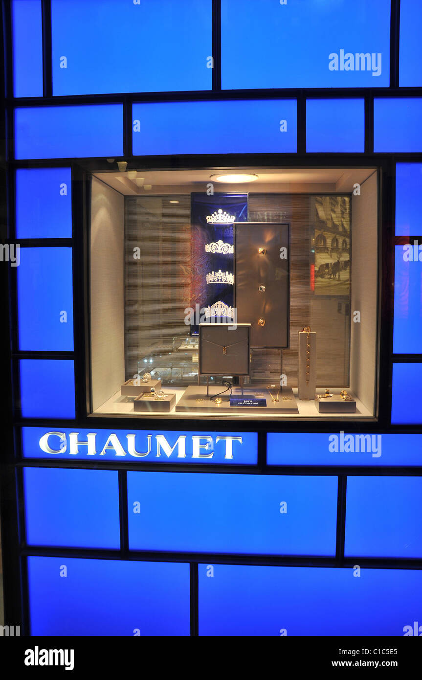 luxury store, Chaumet, terminal 2, Roissy  airport, France Stock Photo