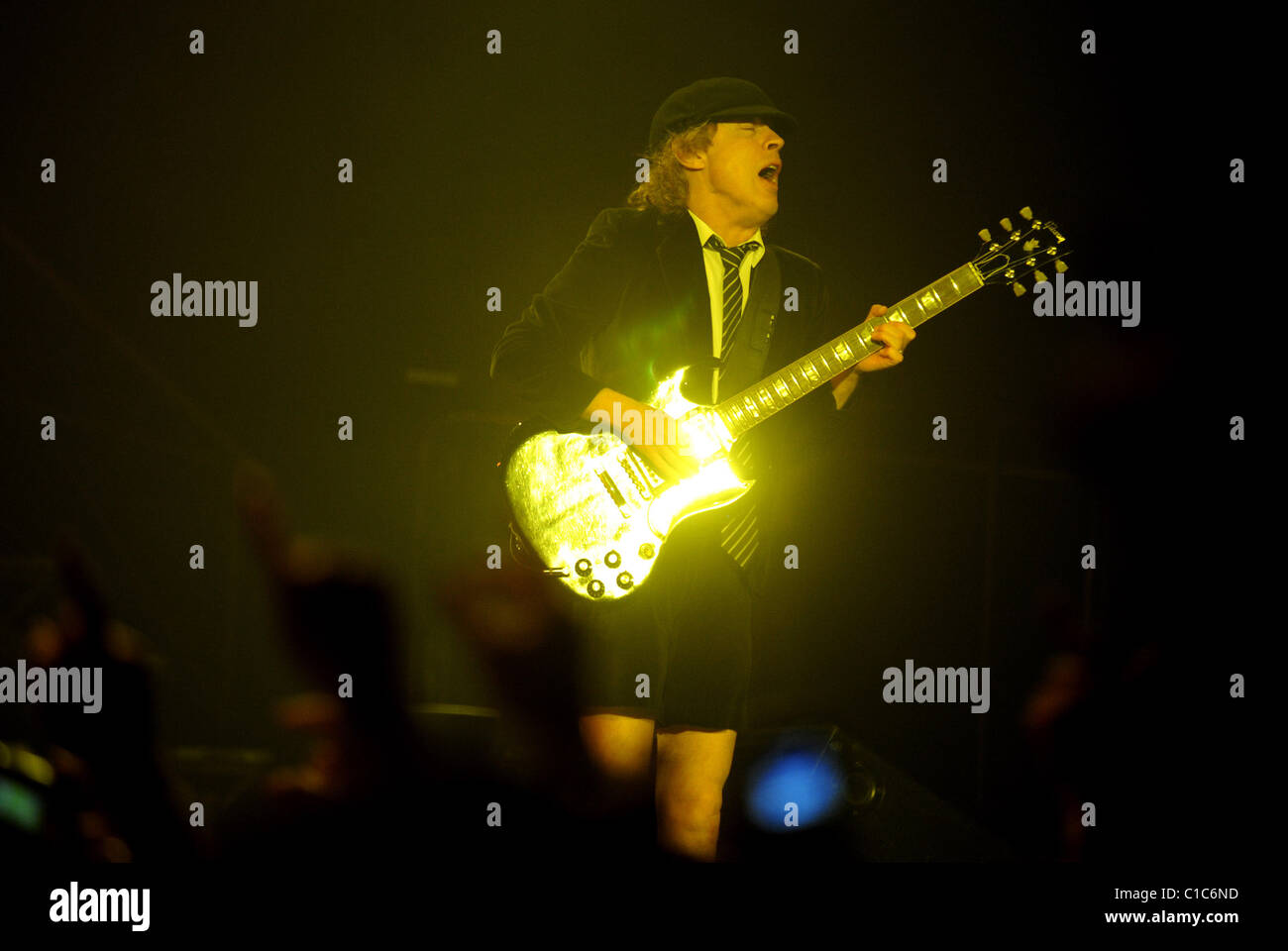 Malcolm acdc angus young hi-res stock photography and images - Alamy