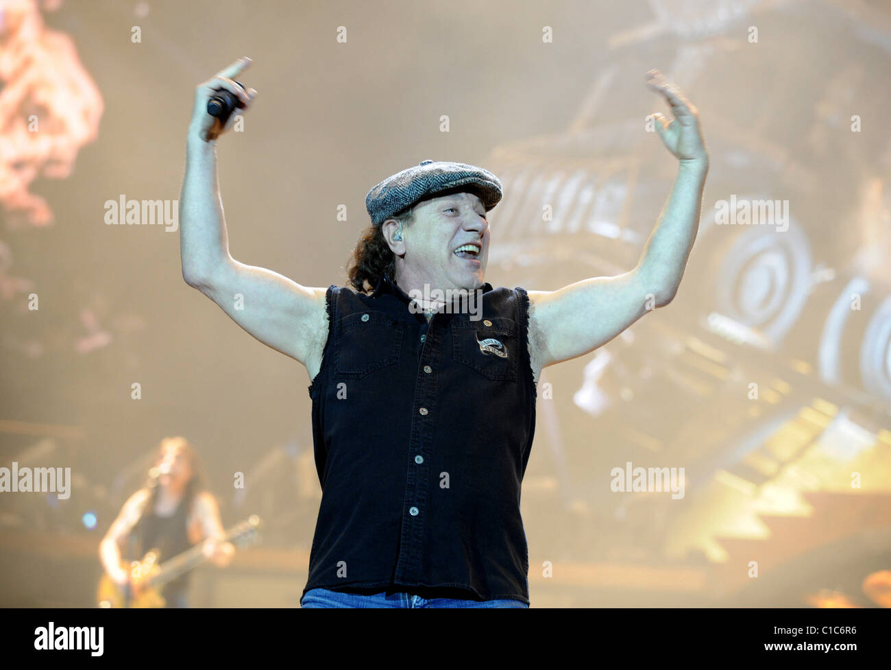 Malcolm Young Acdc High Resolution Stock Photography and Images - Alamy
