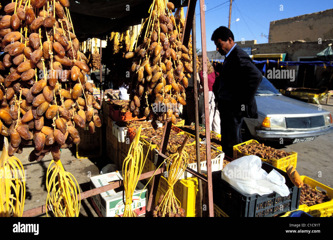 Tunisia, Southern Tunisia, Tozeur, date Deglet Nour Stock Photo Alamy