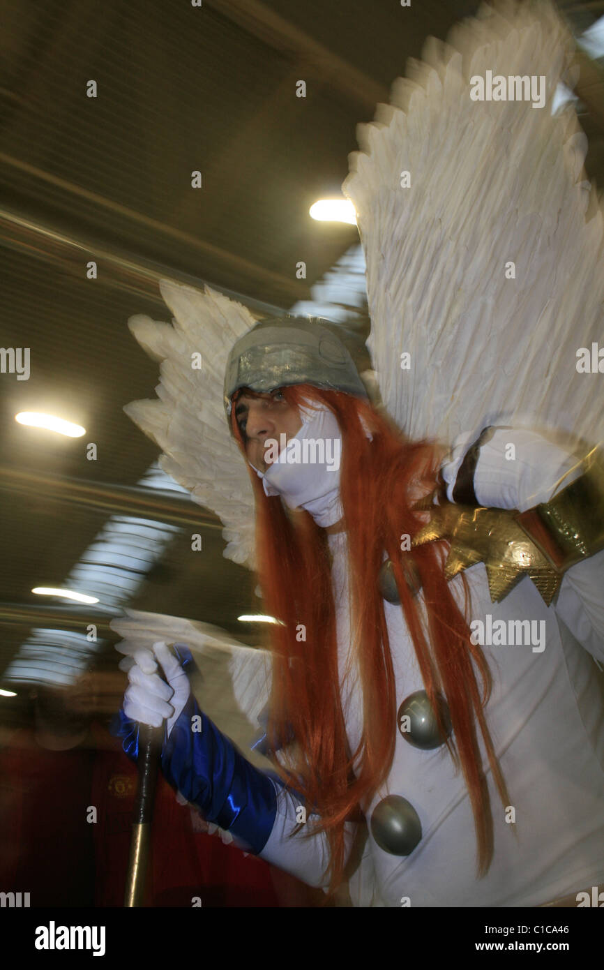 Cos Rom people dressed as cosplay characters at romics trade show in rome 2010 ...