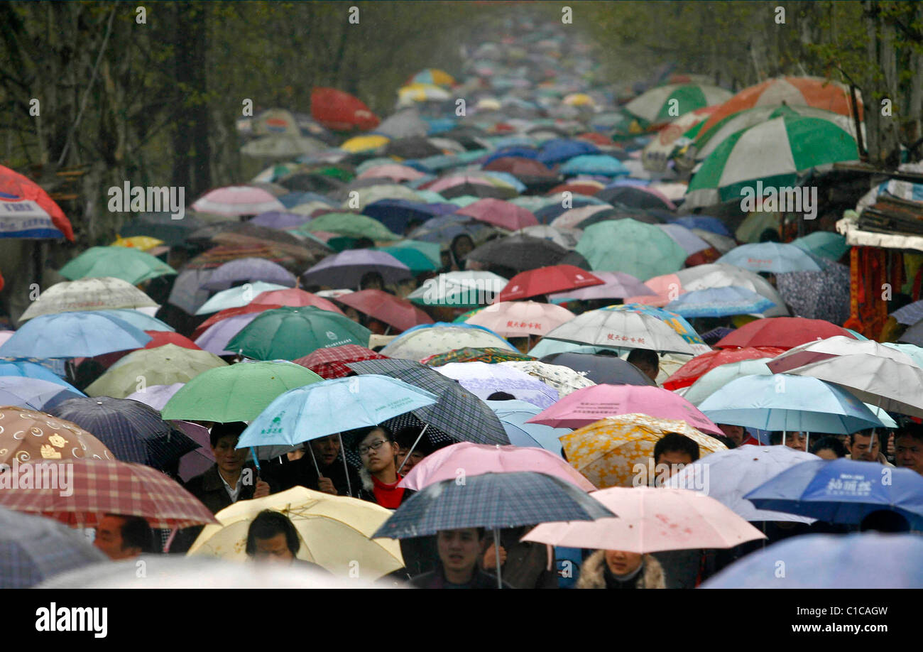 The Chinese mark tombsweeping day on 4th April by visiting the graves