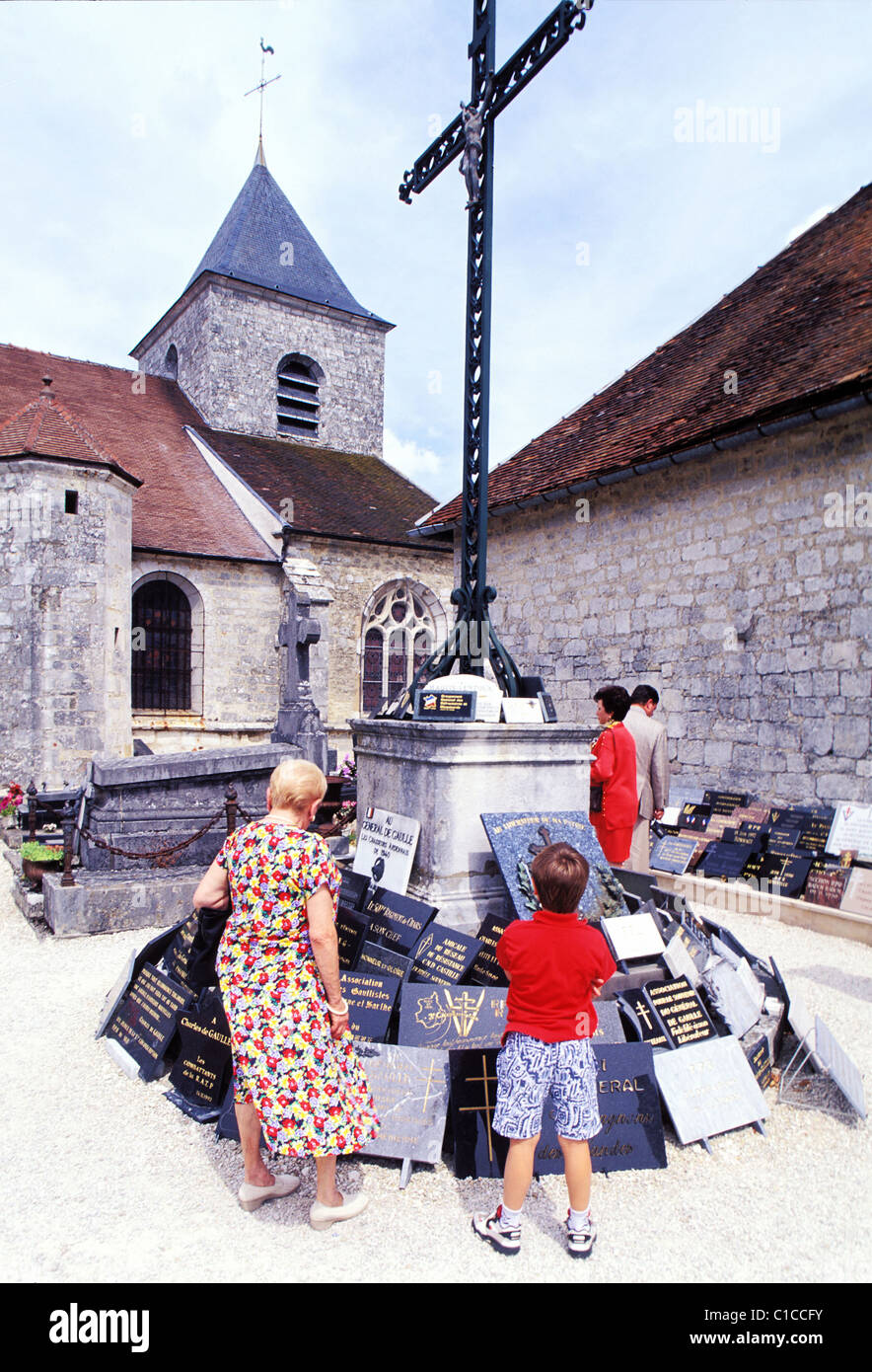 France, Haute Marne, colombey les Deux Eglises, la tombe du G en eral de Gaulle Stock Photo