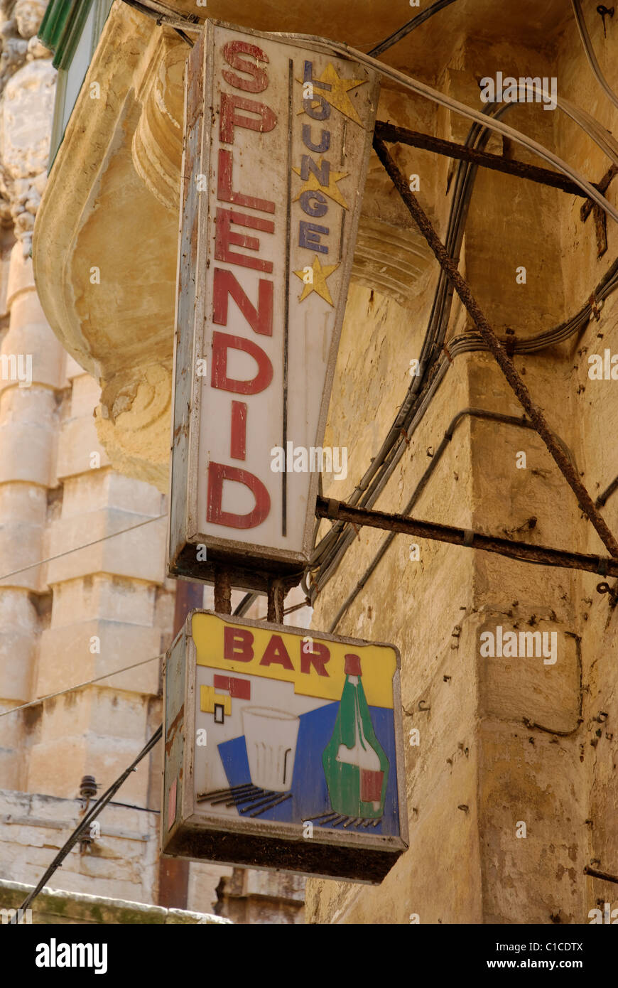 Closed Bar Signs Valletta Stock Photo Alamy