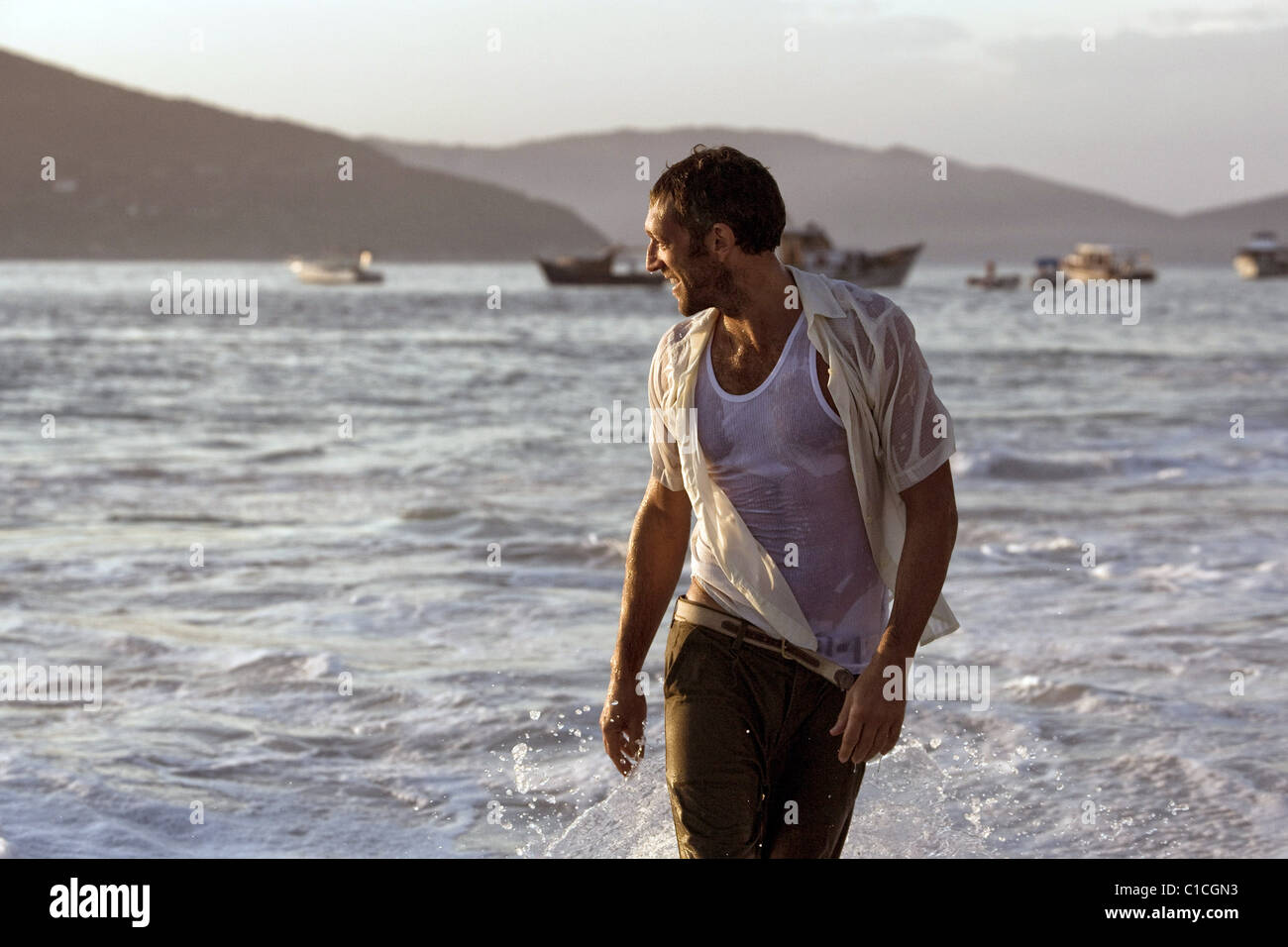 бросить на произвол судьбы. винсент кассель этот неловкий момент. венсан кассель. бросить на произвол. брошенная на произвол судьбы (2009).