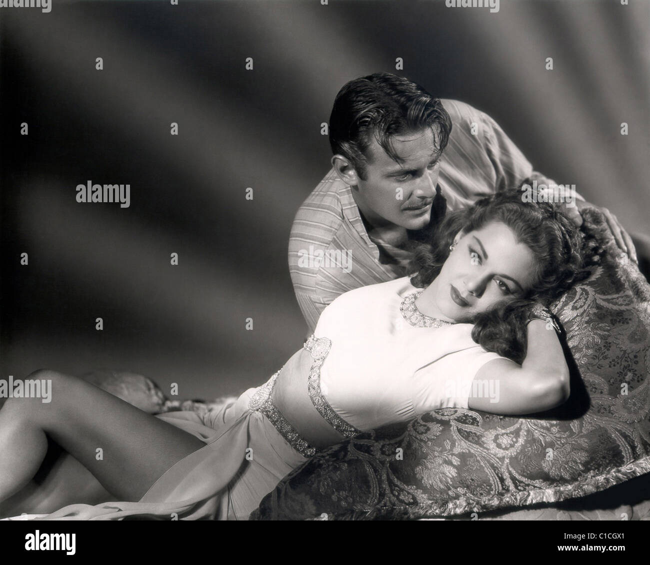 ALI BABA AND THE FORTY THIEVES (1944) ARTHUR LUBIN (DIR) MARIA MONTEZ, JON HALL 005 MOVIESTORE COLLECTION LTD Stock Photo