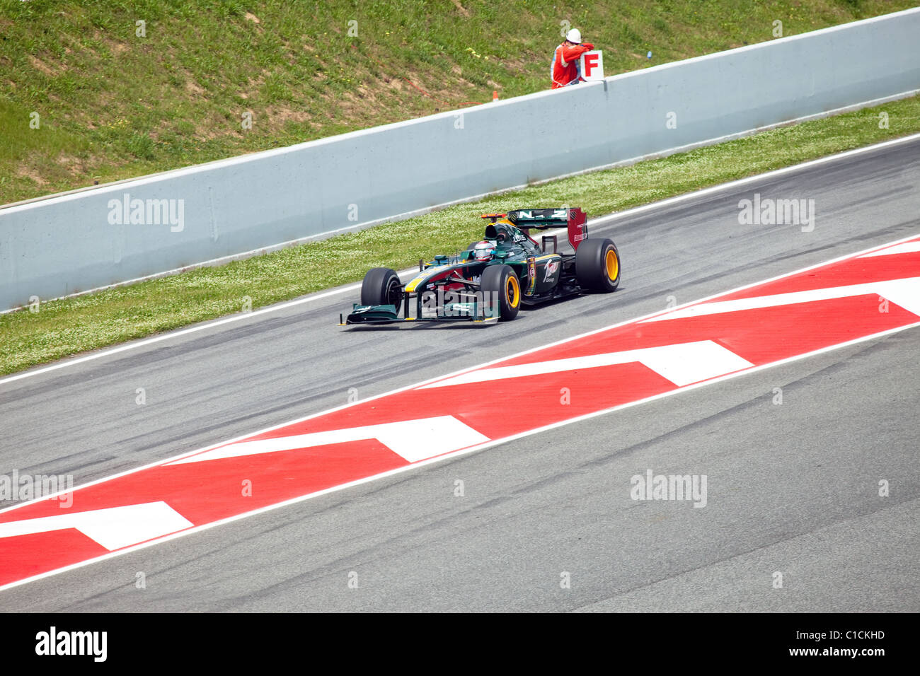 Racing cars on a  circuit during The Formula 1 Grand Prix at autodrome 'Catalunya Montmello' on May 9, 2010 in Barcelona Stock Photo