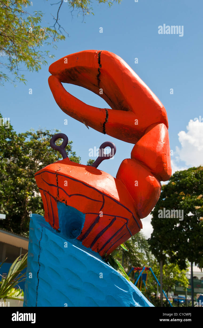 Fun statues around kids' play area, Esplanade boardwalk, Cairns