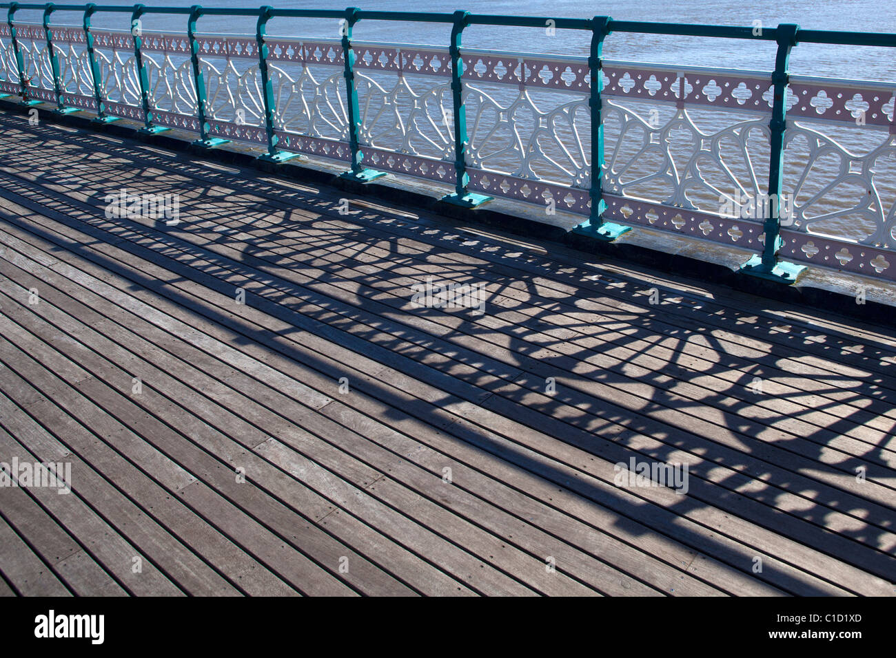 Pier with railings hi-res stock photography and images - Alamy