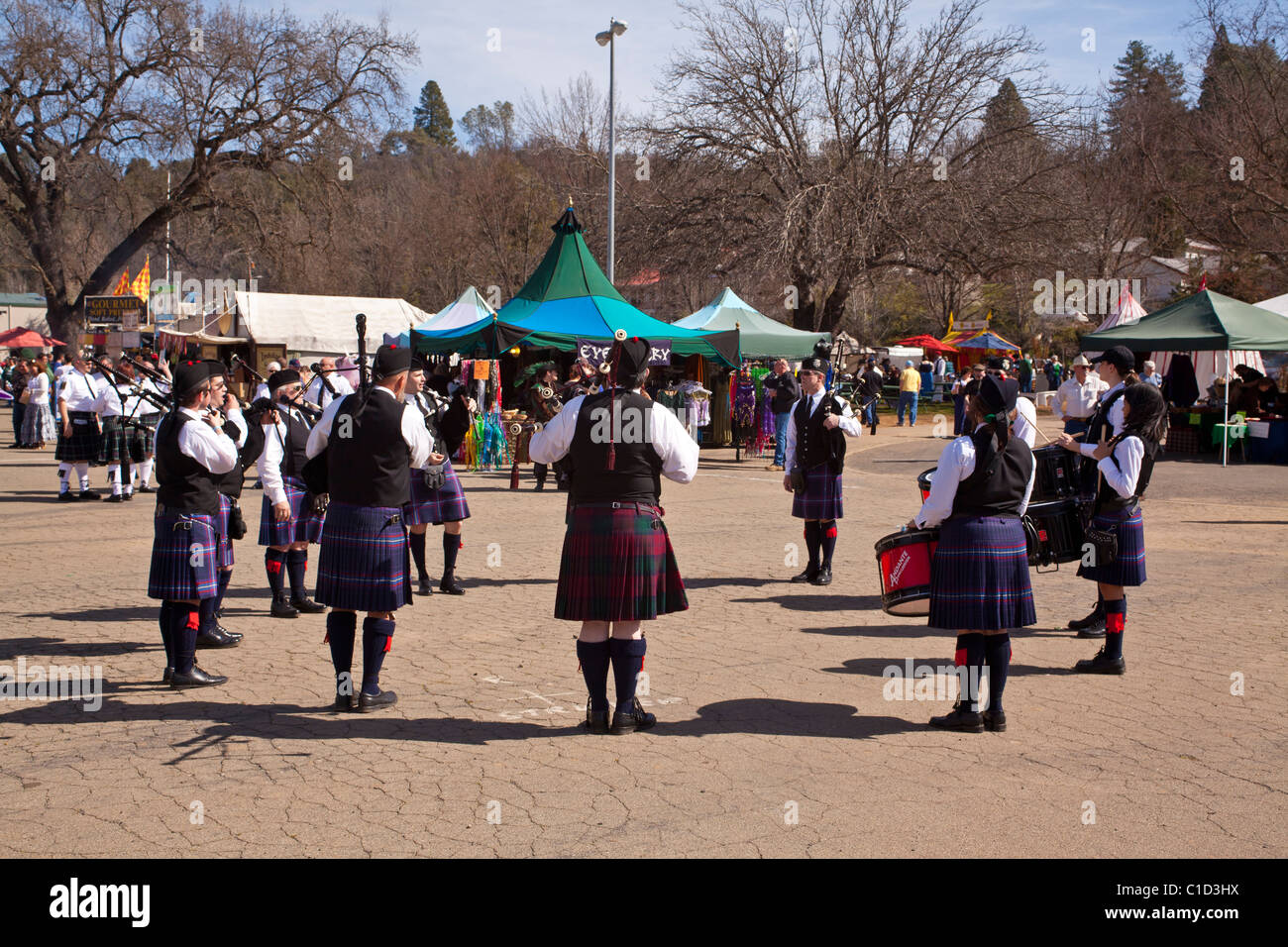 Callanish pipe band from California playing at the Sonora California Celtic  Faire Stock Photo - Alamy