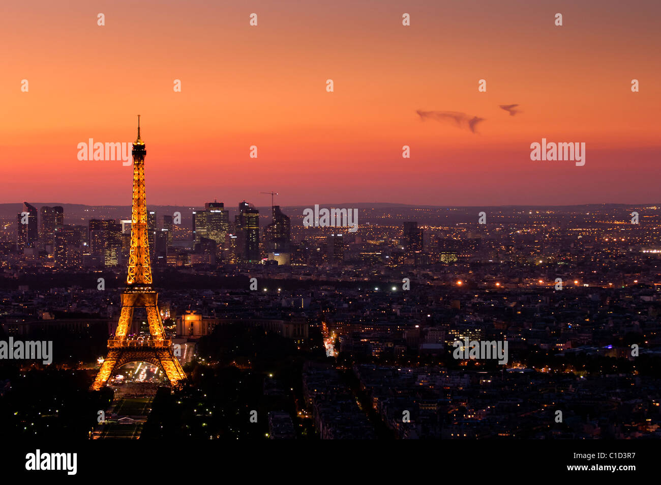 Eiffel Tower At Dusk In Paris Stock Photo Alamy