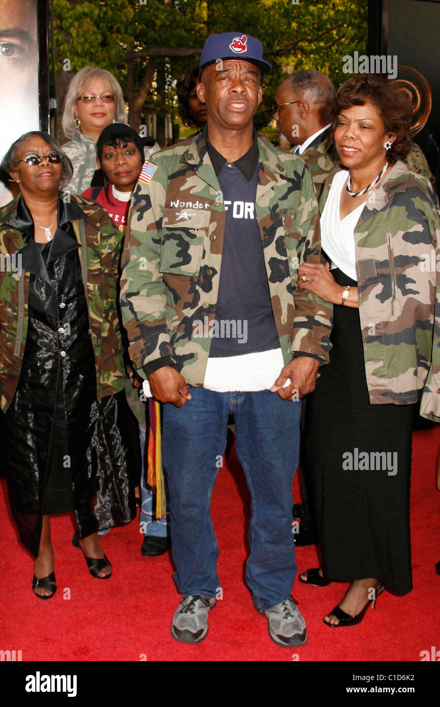 Nathaniel Anthony Ayers and family Premiere of 'The Soloist' held at  Paramount Studios - Arrivals Los Angeles, California Stock Photo - Alamy