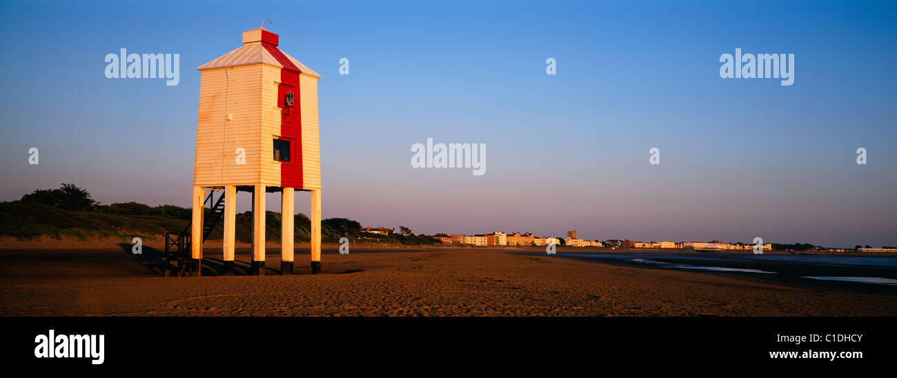 The lighthouse overlooking Bridgwater Bay in the Bristol Channel at Burnham-on-Sea. Somerset, England. Stock Photo