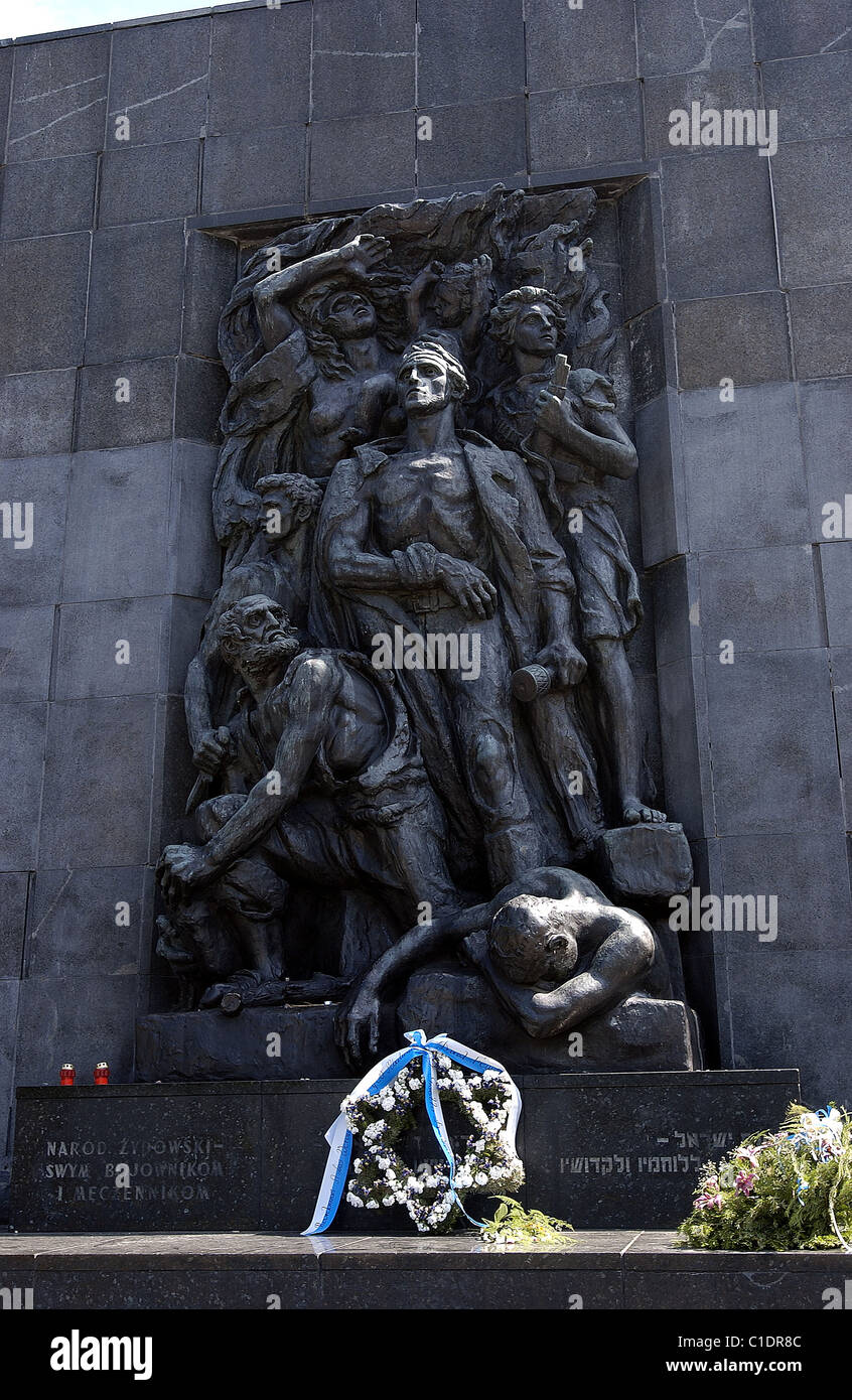 Poland, Warsaw, memorial of the Heroes of the ghetto commemorating the Jewish rising of 1943 Stock Photo
