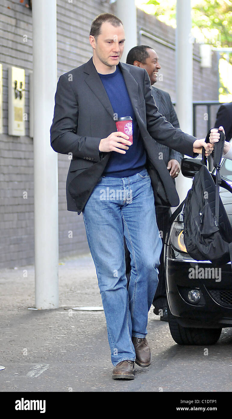 David Morrissey leaving GMTV studios London, England  Stock Photo  - Alamy
