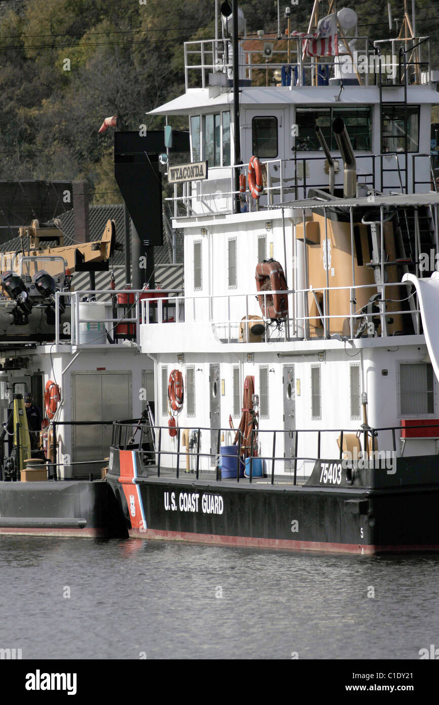 US Coast Guard tug Wyaconda in Ice Harbor, Port of Dubuque Iowa Stock