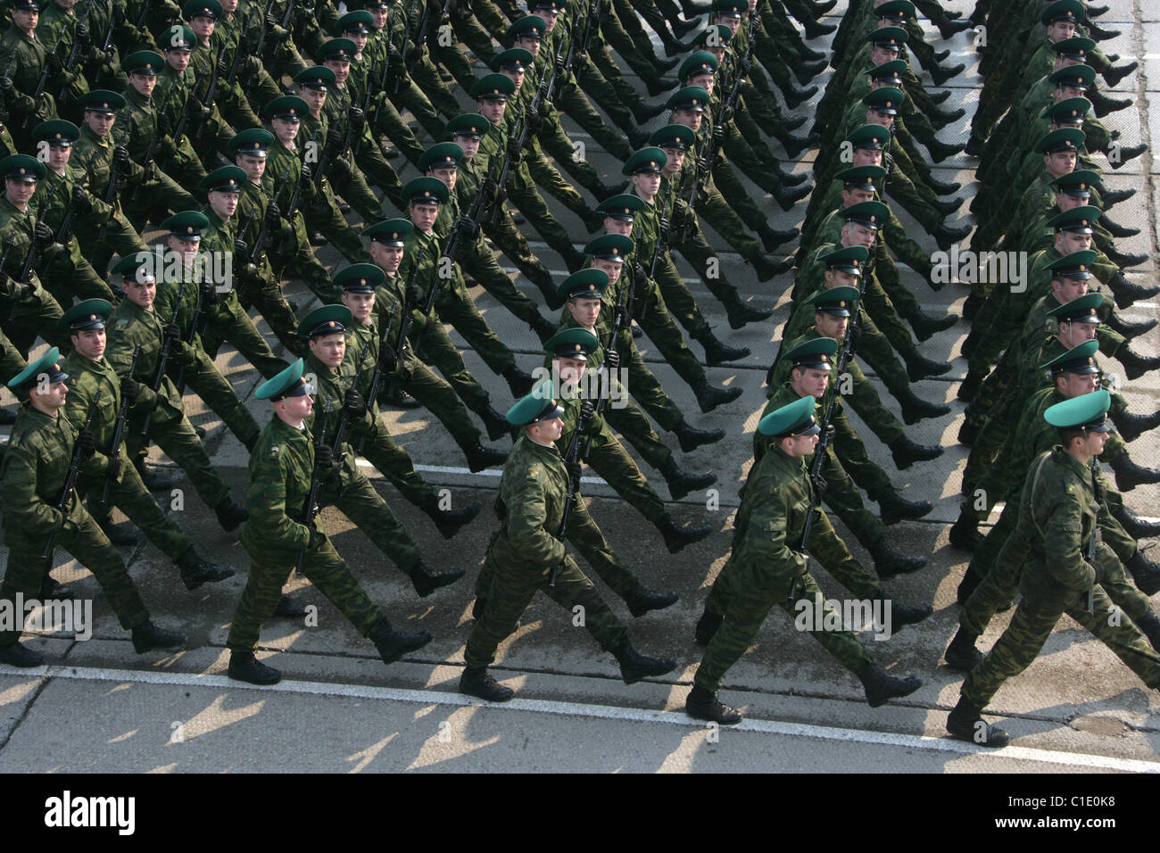 THE MILITARY OF SILLY WALKS What's this all aboot? Russian soldiers give Basil Fawlty a run for