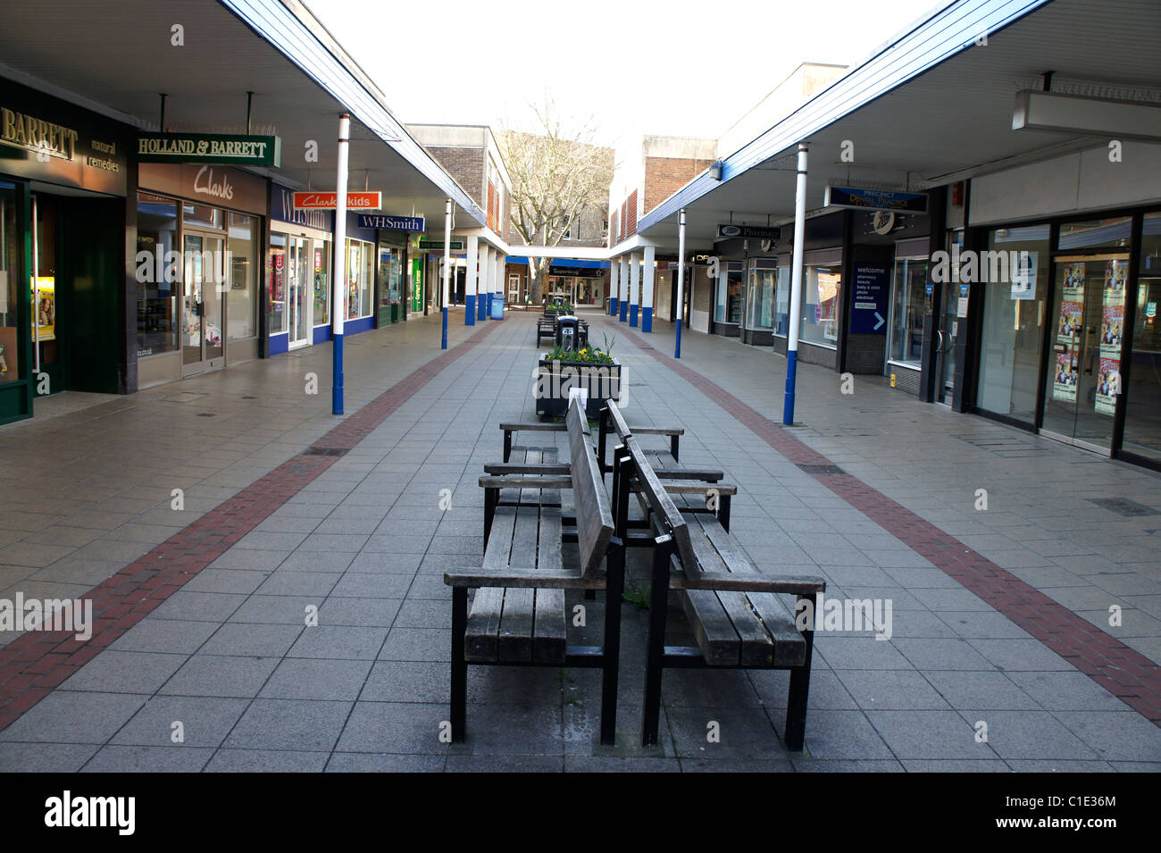 Abingdon Shopping Precinct, deserted, no customers, no people Stock Photo