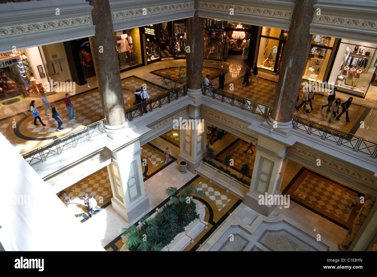 The forum shopping mall caesar palace architecture Stock Photo Alamy